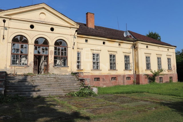 Eladó családi ház, Nyírmártonfalván 360 M Ft, 20 szobás