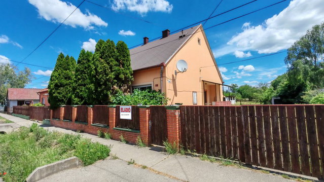 Eladó családi ház, Somogyapátin 24.99 M Ft, 3 szobás