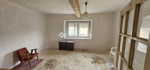 Eladó családi ház, Geresdlakon 9.9 M Ft, 2 szobás