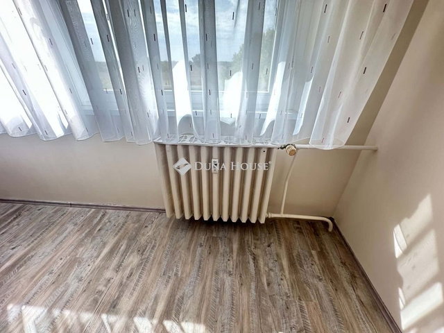 Eladó panellakás, Nagykőrösön 29.5 M Ft, 2 szobás