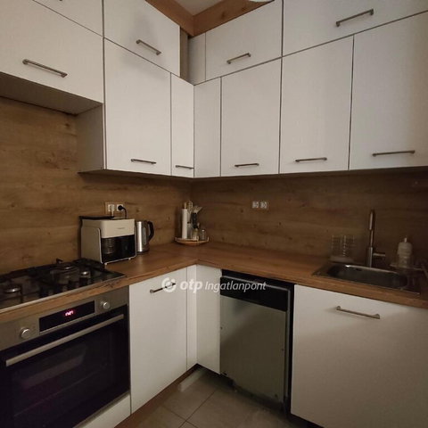 Eladó téglalakás, Budapesten, XI. kerületben 69.9 M Ft