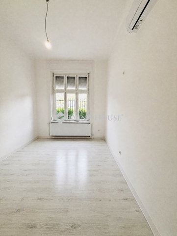 Eladó családi ház, Debrecenben 89.9 M Ft, 5 szobás