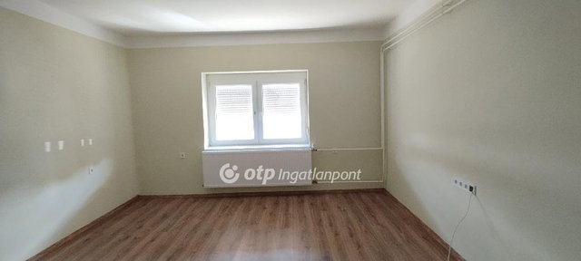 Eladó családi ház, Jászszentandráson 29.5 M Ft, 2 szobás