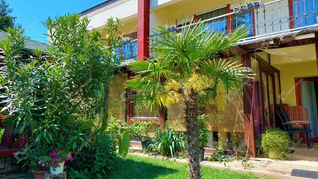 Eladó hotel, Zamárdiban 390 M Ft, 30 szobás