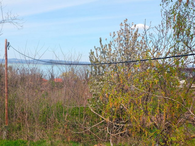 Eladó nyaraló, Balatonszárszón 129 M Ft, 4 szobás