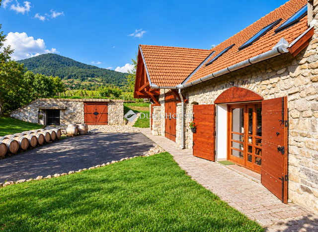 Eladó családi ház, Sátoraljaújhelyen 199 M Ft, 1 szobás