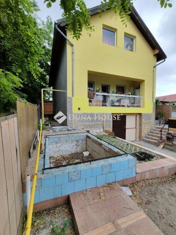 Eladó családi ház, Szigetszentmiklóson 78 M Ft, 5 szobás