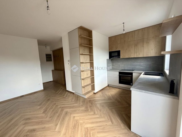 Eladó téglalakás, Herenden 89 M Ft, 3 szobás