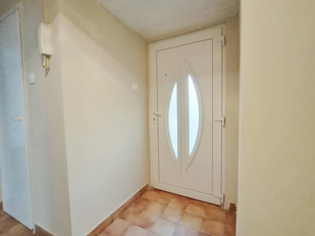 Eladó téglalakás, Zalaegerszegen 32.5 M Ft, 2 szobás