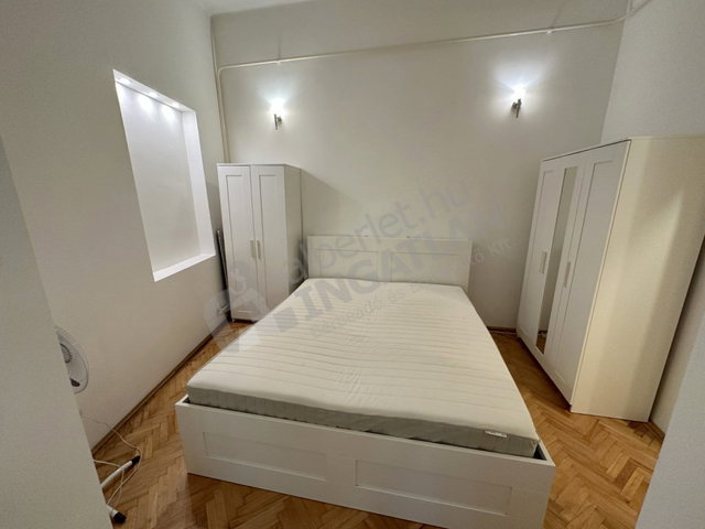 Eladó téglalakás, VIII. kerületben, Diószegi Sámuel utcában