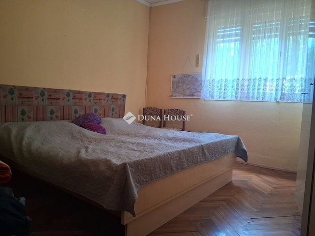 Eladó nyaraló, Igalon 37.5 M Ft, 3 szobás / költözzbe.hu