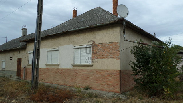 Eladó családi ház, Tiszaszőlősön 17.9 M Ft, 4 szobás