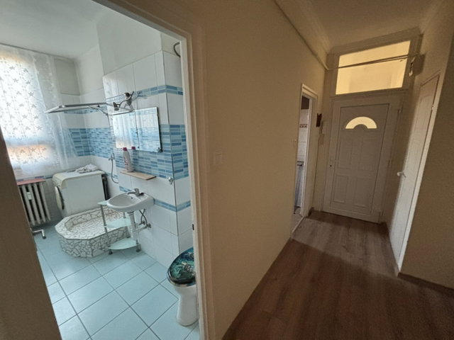 Eladó téglalakás, Tiszaújvárosban, Rózsa úton 28.2 M Ft