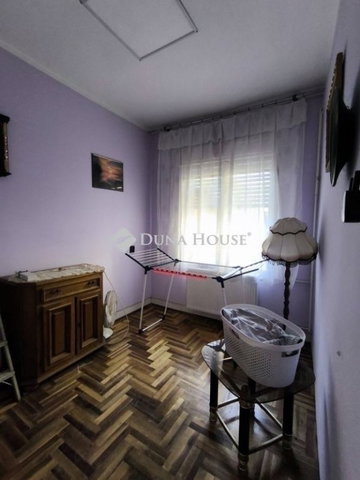 Eladó családi ház, Budapesten, XXI. kerületben 210 M Ft
