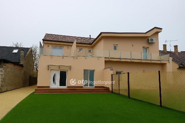 Eladó családi ház, Budapesten, XXII. kerületben 139.9 M Ft