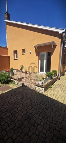 Eladó családi ház, Budapesten, XX. kerületben 139.99 M Ft