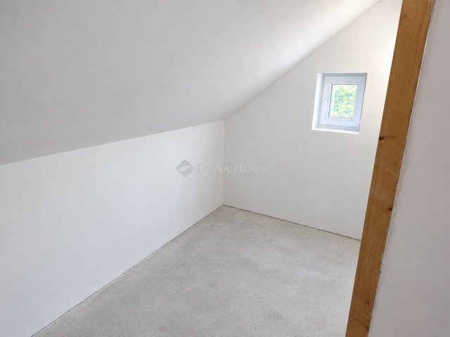 Eladó téglalakás, Vecsésen 50 M Ft, 2 szobás