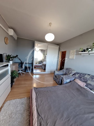 Eladó panellakás, Pécsett 41.5 M Ft, 2 szobás