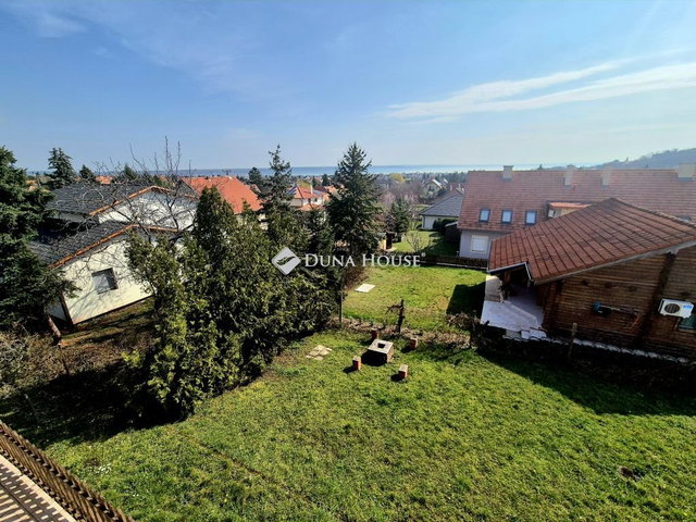 Eladó családi ház, Balatonalmádiban 119.9 M Ft, 4 szobás