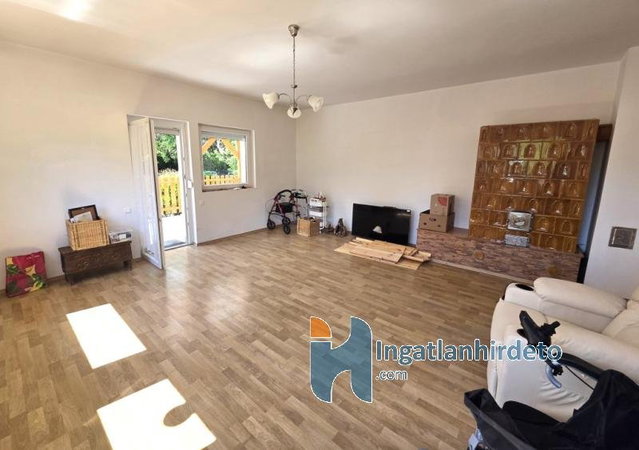 Eladó családi ház, Balatonfüreden 99 M Ft, 3 szobás