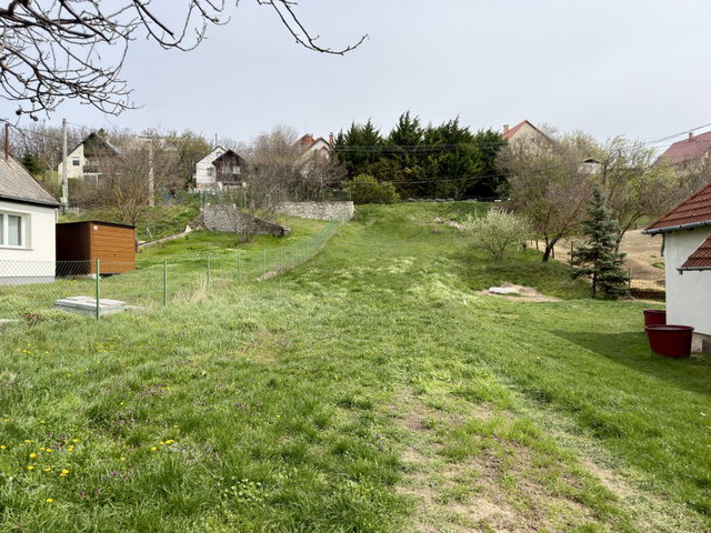 Eladó telek, Balatonfüreden 74.5 M Ft / költözzbe.hu