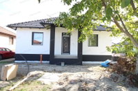 Eladó családi ház, Nagybajcson 109.9 M Ft, 5 szobás