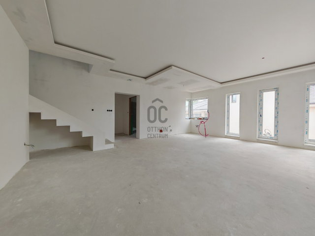 Eladó családi ház, Székesfehérvárott 170 M Ft, 5 szobás