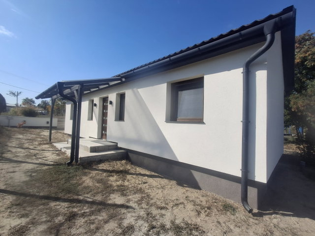 Eladó családi ház, Tokodon 32.49 M Ft, 2 szobás