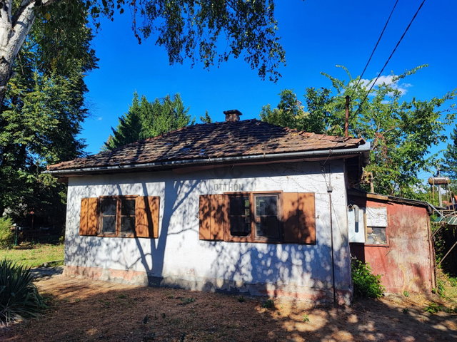 Eladó családi ház, Szigetmonostorban 28.9 M Ft, 3 szobás