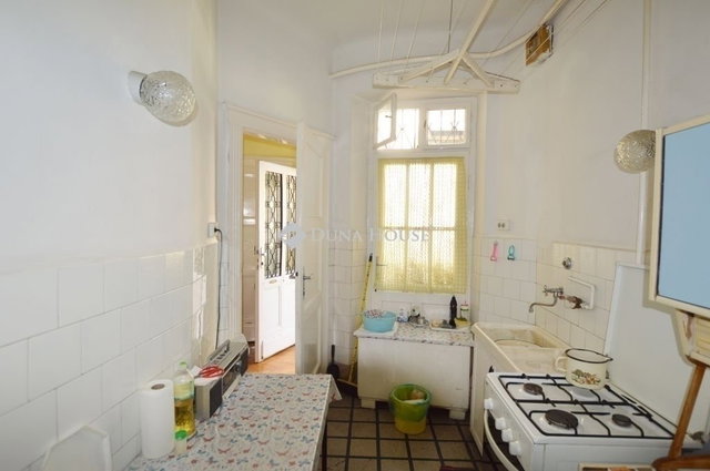 Eladó téglalakás, Budapesten, II. kerületben 80 M Ft, 3 szobás