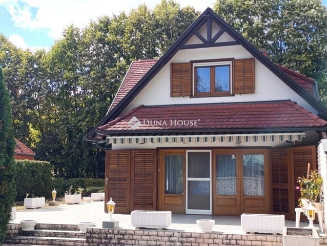 Eladó családi ház, Mohácson 75 M Ft, 2+2 szobás