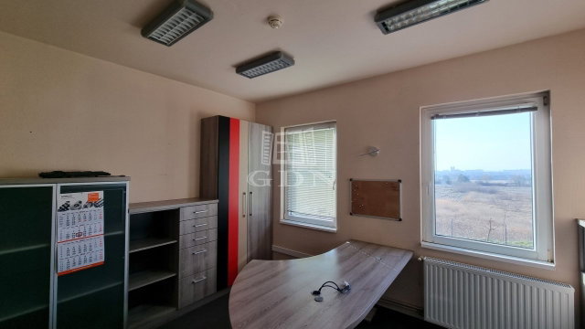 Kiadó ipari ingatlan, Székesfehérvárott 2531 E Ft / hó