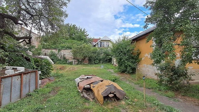 Eladó telek, Budapesten, XV. kerületben 66.9 M Ft