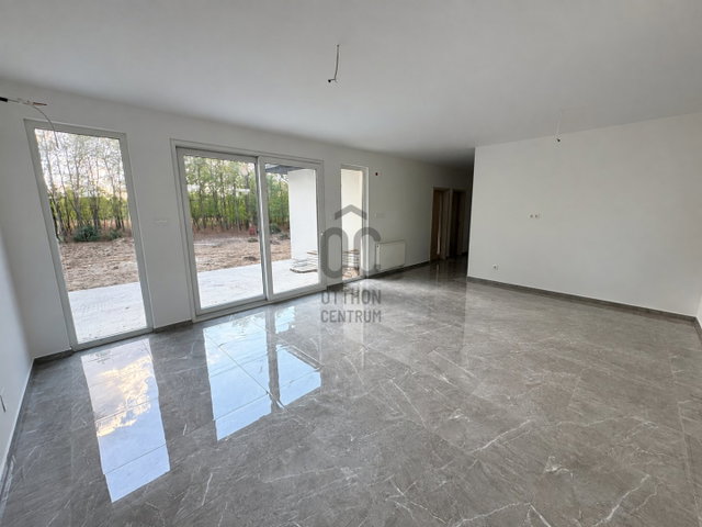 Eladó családi ház, Kecskeméten 89.99 M Ft, 3 szobás