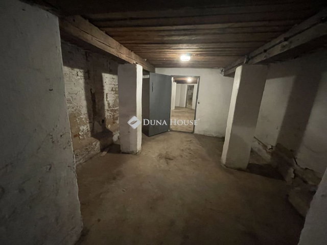 Eladó ipari ingatlan, Szombathelyen 4.3 M Ft / költözzbe.hu