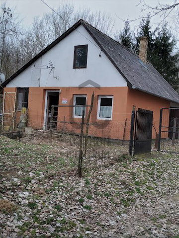 Eladó mezogazdasagi ingatlan, Pakson 13.5 M Ft
