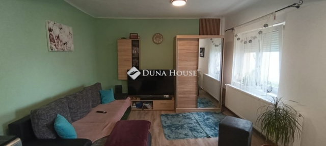 Eladó családi ház, Molnárin 36 M Ft, 2 szobás