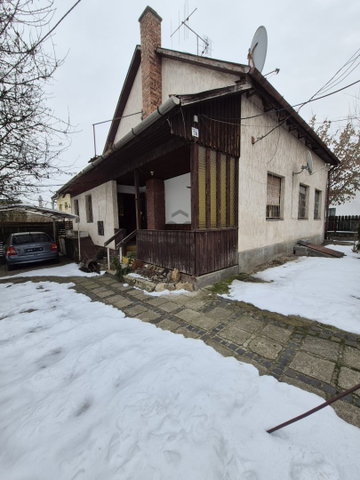 Eladó családi ház, Budakalászon 84.5 M Ft, 2 szobás