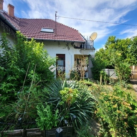 Eladó ikerház, Szegeden 51 M Ft, 4 szobás / költözzbe.hu