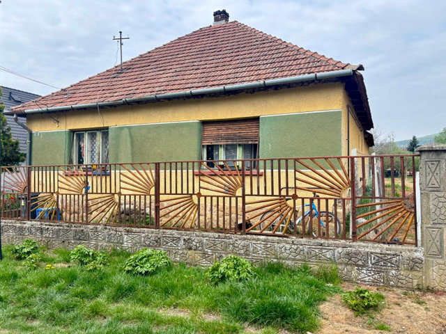 Eladó családi ház, Kosdon 49.9 M Ft, 3 szobás