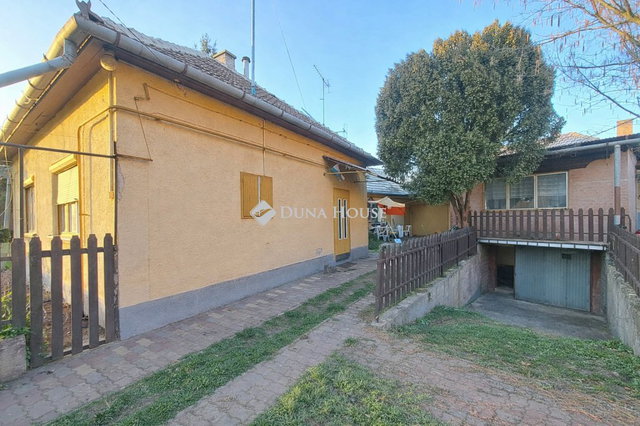 Eladó családi ház, Lakitelken 25.5 M Ft, 3 szobás
