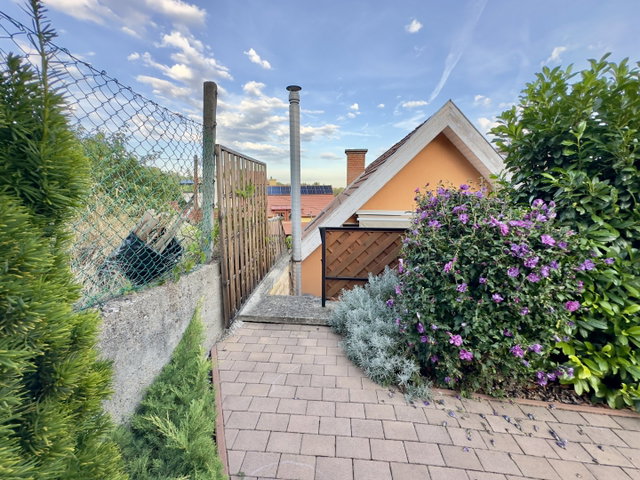 Eladó családi ház, Budaörsön 145 M Ft, 4+2 szobás