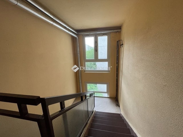 Eladó panellakás, Budapesten, XIX. kerületben 68 M Ft, 3 szobás