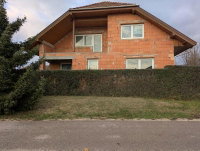 Eladó családi ház, Halászin 76 M Ft, 5 szobás