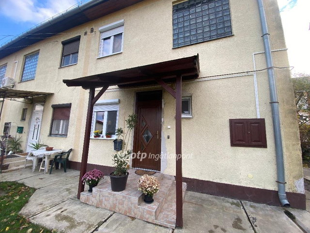 Eladó téglalakás, Kisújszálláson 39 M Ft, 2+1 szobás