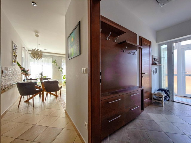 Eladó családi ház, Szombathelyen 99.9 M Ft, 4 szobás