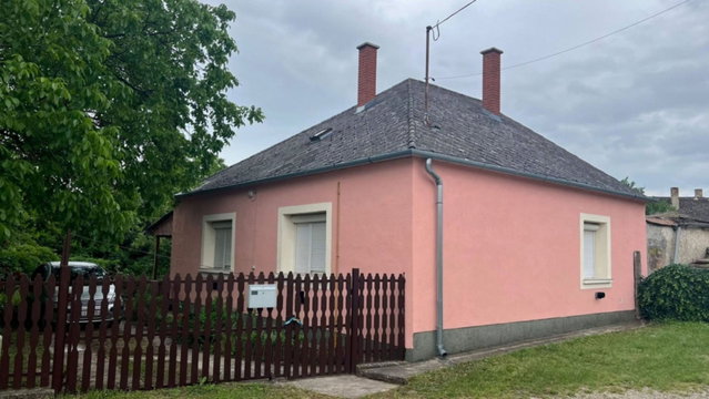 Eladó családi ház, Lesenceistvándon 43.706 M Ft, 2 szobás