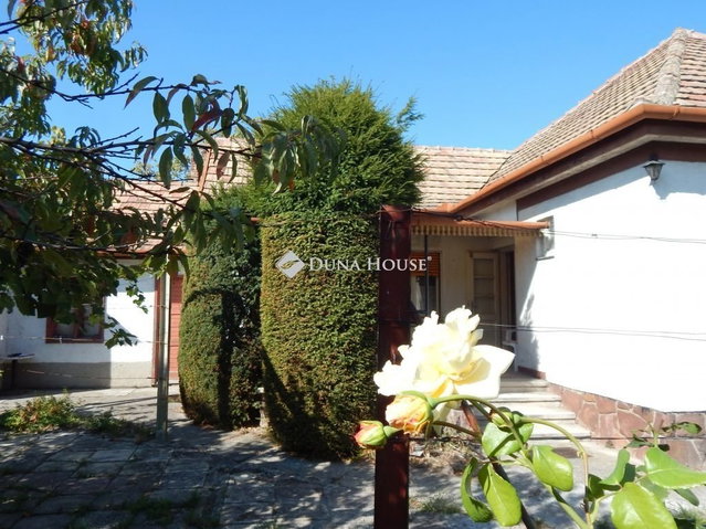 Eladó családi ház, Siófokon 47.9 M Ft, 3 szobás