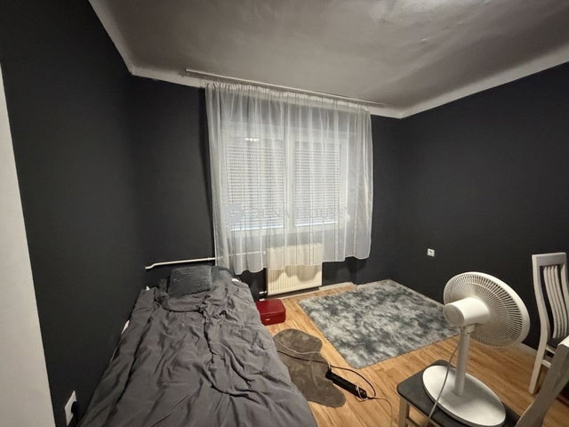 Eladó téglalakás, Pécsett 29.5 M Ft, 2 szobás