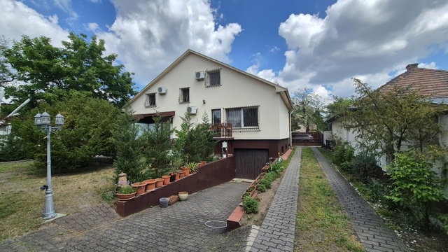 Eladó családi ház, Budapesten, XVIII. kerületben 149.9 M Ft